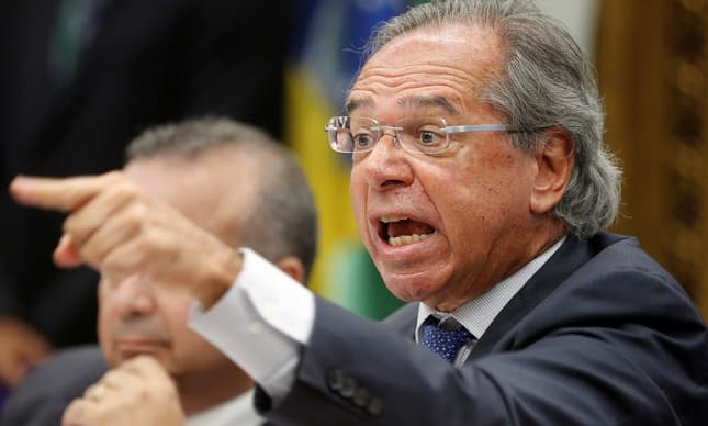 Celular invadido: Paulo Guedes diz que foi hackeado por ‘bandidos'