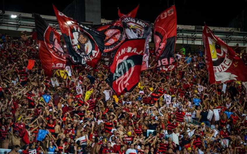 Vendas para Flamengo x Athletico Paranaense batem recorde no futebol brasileiro em 2019