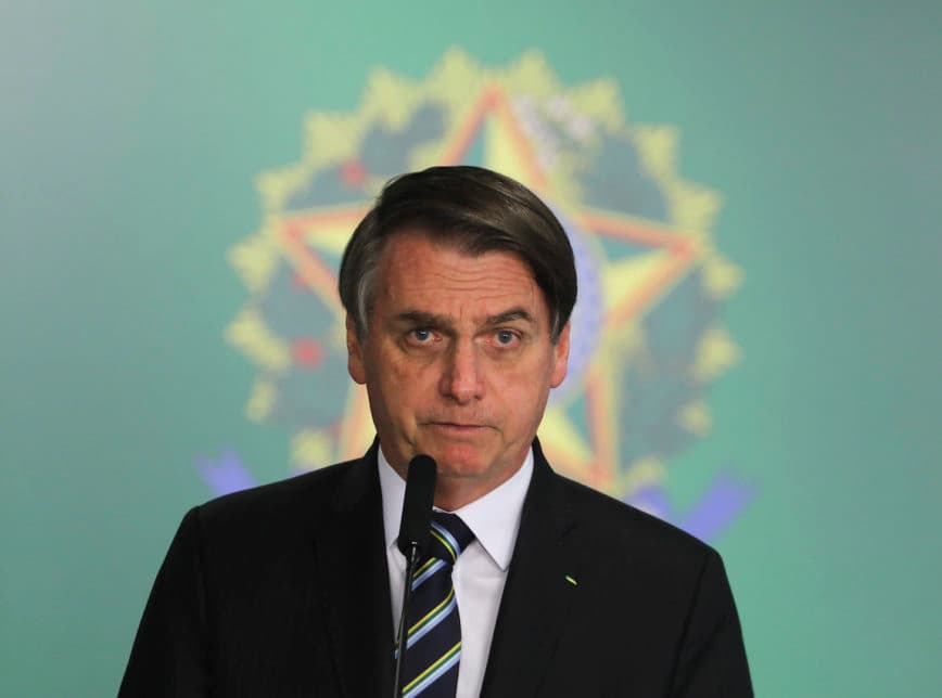 ‘Não leio jornal para não começar o dia envenenado', afirma Bolsonaro