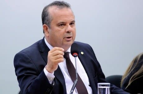 Portaria define que pensão não será inferior ao salário mínimo e enfraquece argumentos da oposição na reforma da Previdência