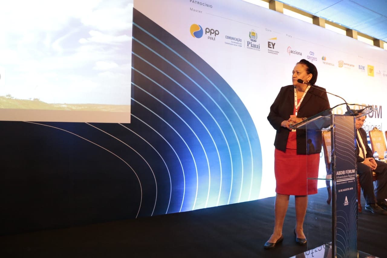 Fátima apresenta opções para investimentos no RN durante Fórum de Infraestrutura