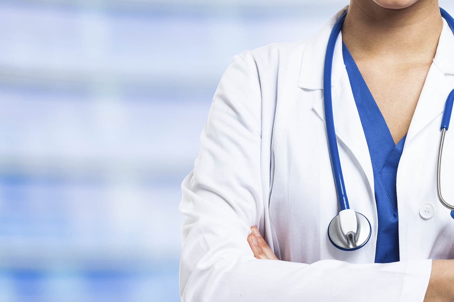 Médicos e médicas transgêneros e travestis poderão usar nome social nos cadastros de consulta pública, diz Conselho Federal de Medicina