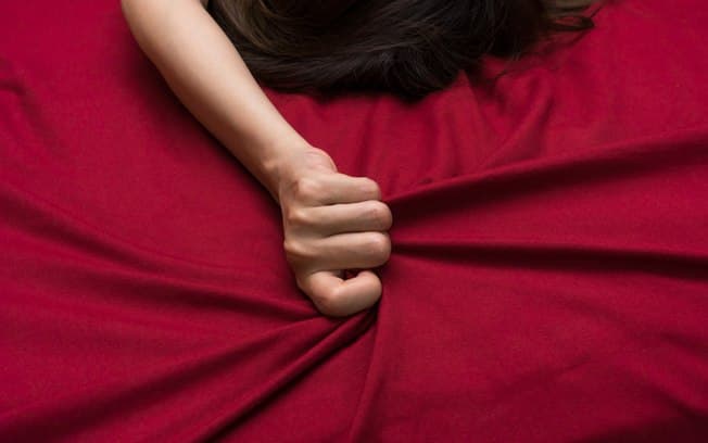 Estimular ponto inusitado do corpo pode ser o segredo para o orgasmo feminino, revelam pesquisadores