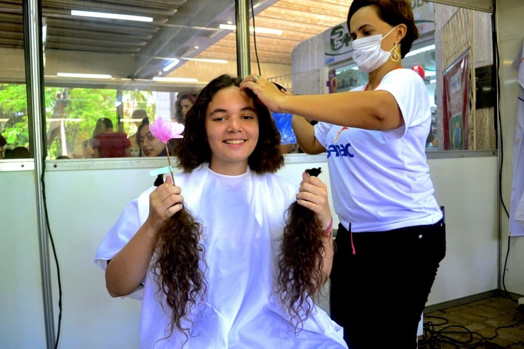 UFRN arrecada cabelos e lenços nesta segunda-feira
