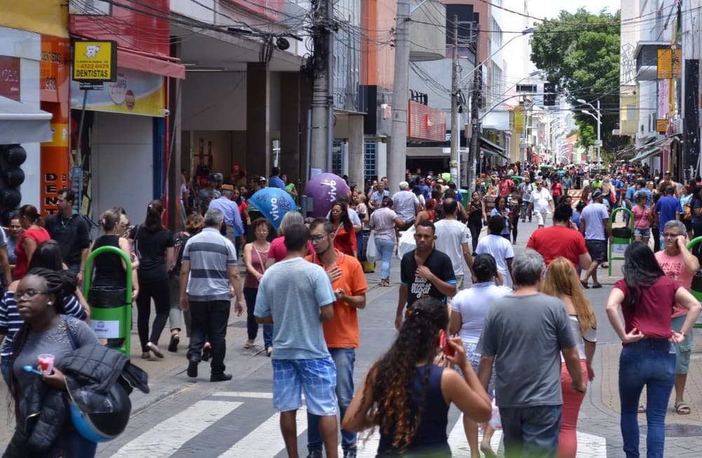 Confira como o funciona o comércio em Natal nesta quinta, feriado de Mártires de Cunhaú e Uruaçu