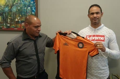 Justiça libera goleiro Bruno para o primeiro jogo por time de MG