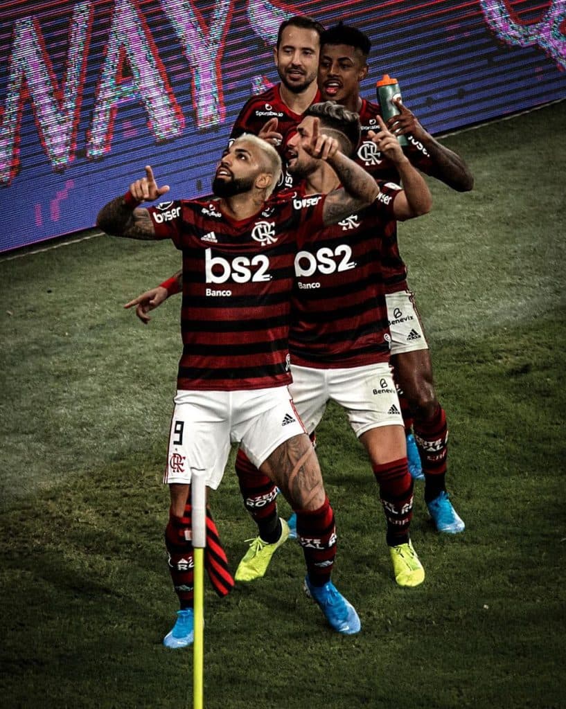 Vale por muitos! Trio do Flamengo domina artilharia com mais gols do que 16 clubes no Brasileirão