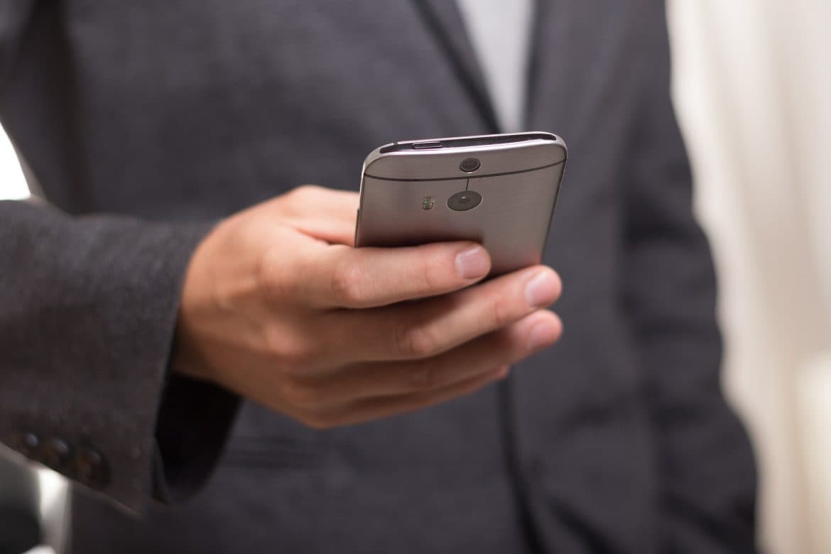 Celulares pré-pagos com cadastros desatualizados serão bloqueados no RN nesta segunda