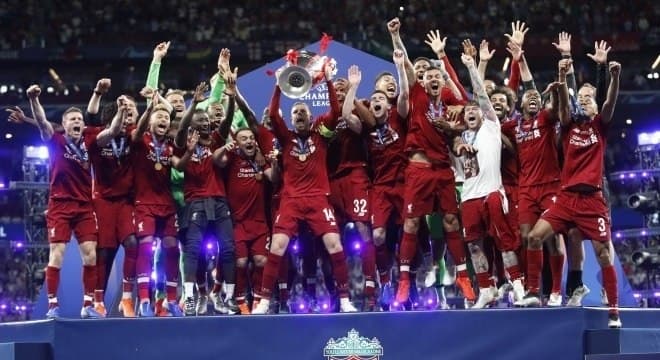 Liverpool confirma força máxima para disputar Mundial de Clubes