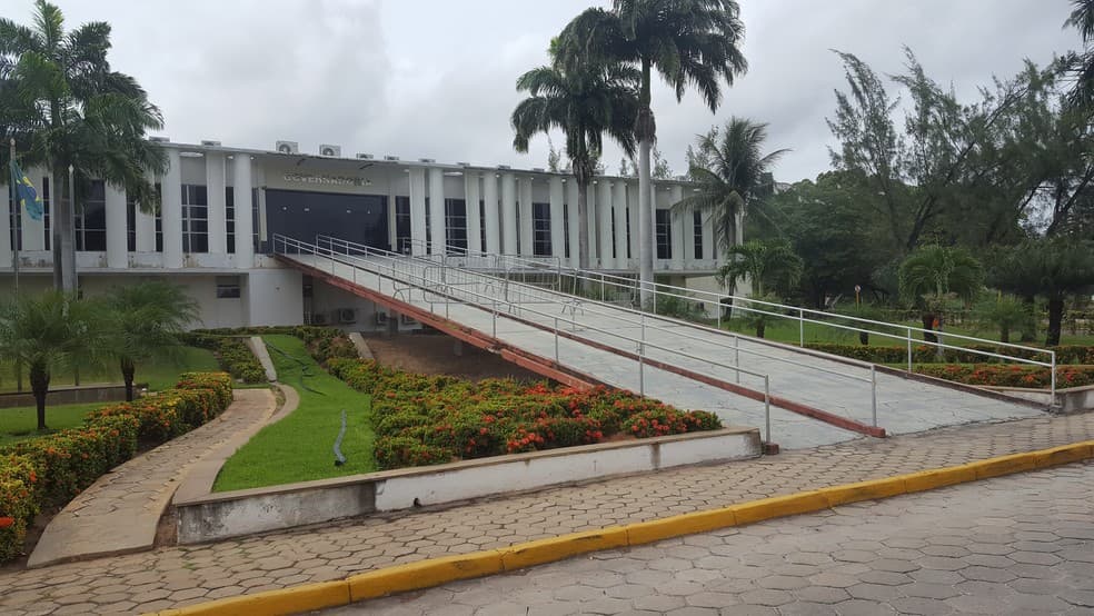 Governadora anuncia que salário de dezembro está mantido e pagamento do 13° será realizado até o próximo dia 2