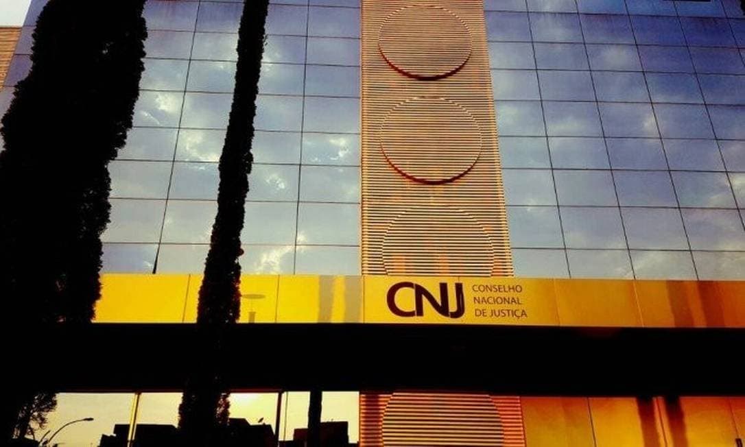 CNJ proíbe juízes nas redes de elogiarem ou criticarem políticos