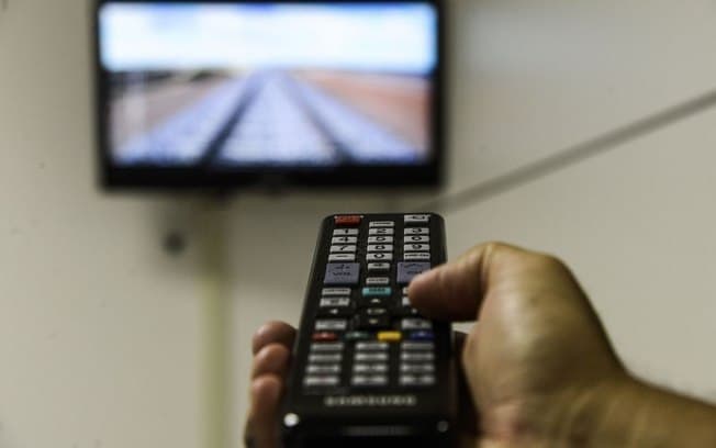 TV por assinatura age para reter cliente na era da ascensão do streaming