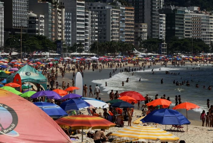 INFERNO: Rio de Janeiro teve sensação térmica de 54,8 graus neste sábado