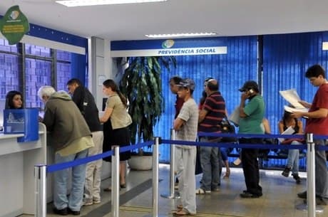 INSS suspende prova de vida para aposentados e pensionistas