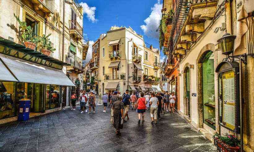 Itália reabrirá fronteiras aos turistas da Europa em 3 de junho