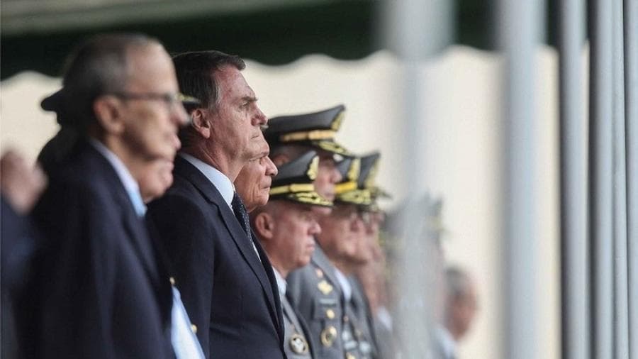 PSOL pede inquérito na PGR contra Bolsonaro por "apologia à ditadura militar no Brasil e incitação ao crime"