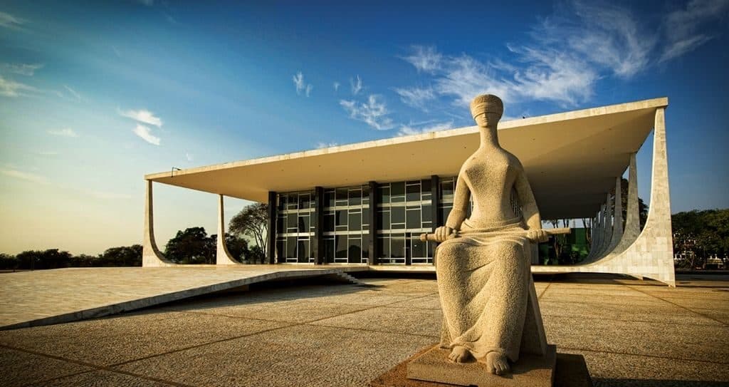 ‘Estadão’ recorre ao STF para obrigar Bolsonaro a divulgar exame de covid-19