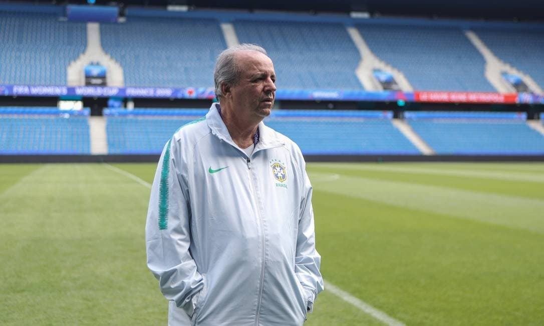 Vadão, ex-técnico da seleção feminina, morre vítima de câncer