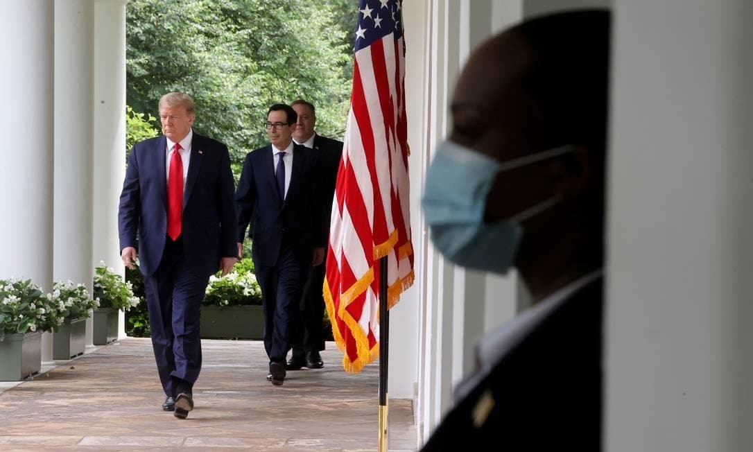 Trump anuncia fim de relações com a OMS e culpa a China