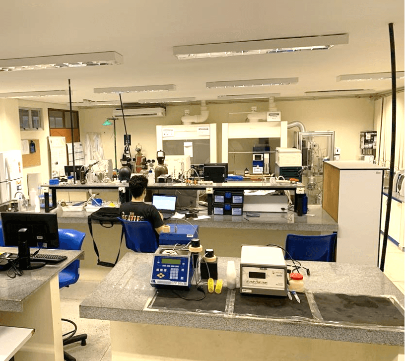 Cientistas da UFRN buscam patentear produto que pode ser aplicado na indústria, visando reduzir custos de produção do biodiesel