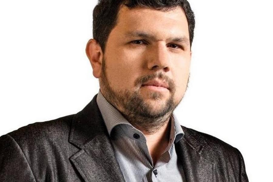 PF prende blogueiro investigado por apoio a "atos antidemocráticos"