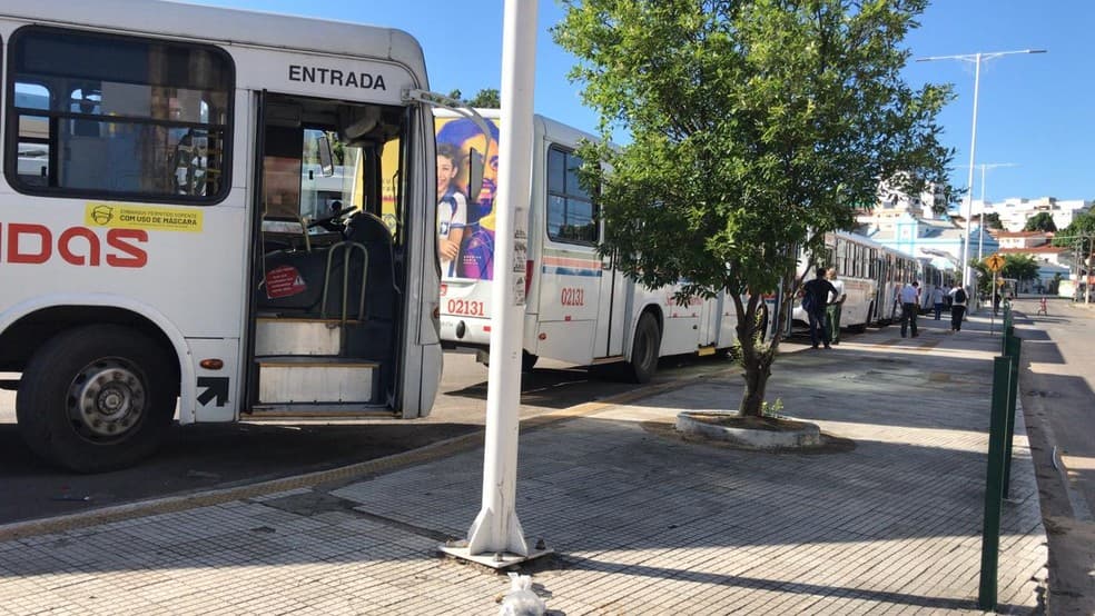 Em plena pandemia, greve dos ônibus começa nesta segunda-feira em Natal