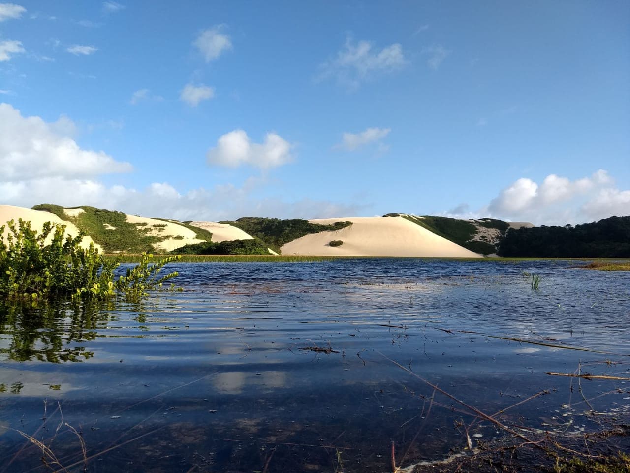 FOTO: Lagoas de Genipabu enchem e proporcionam espetáculo único