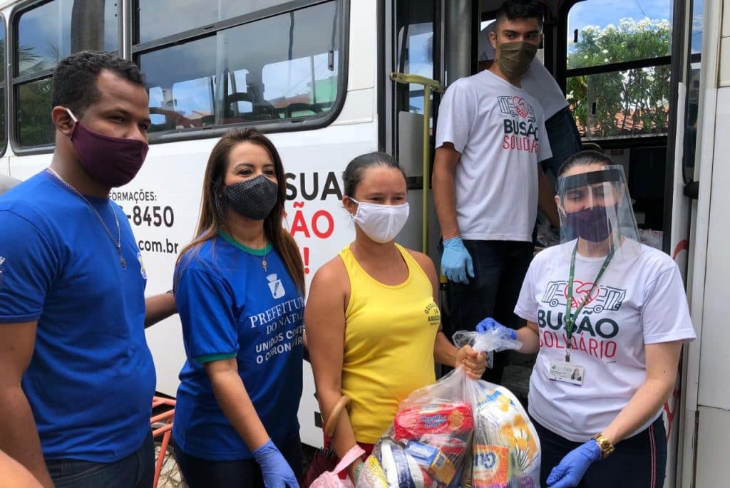 Busão Solidário do Seturn/NatalCard ultrapassa 7 mil cestas básicas chegando a 131 toneladas de alimentos doados