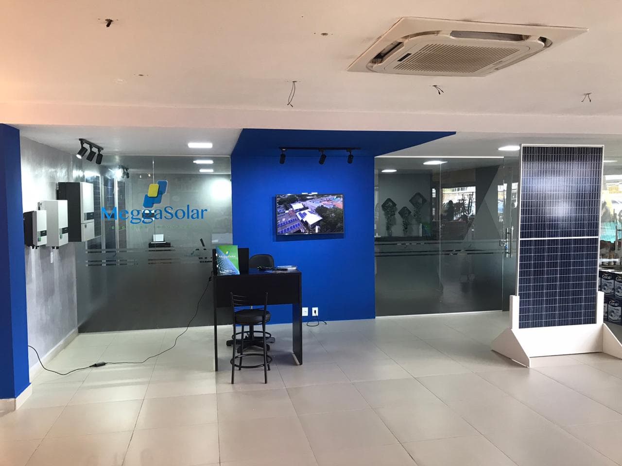 Megga Solar inaugura show room na Lampadinha de Candelária, na BR-101