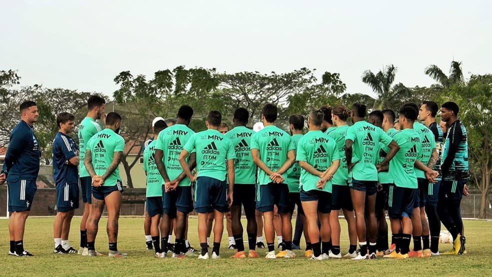 Autoridades de saúde do Equador estudam proibir jogo entre Barcelona e Flamengo; rubro-negro com vários infectados