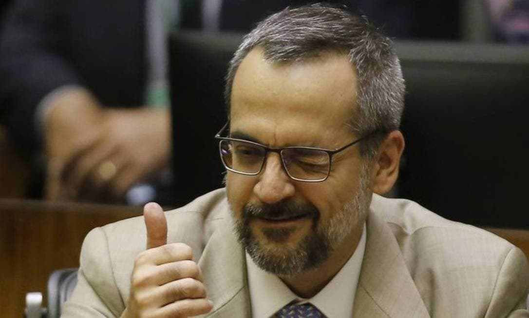 Governo indica ex-ministro Abraham Weintraub para mais dois anos no Banco Mundial