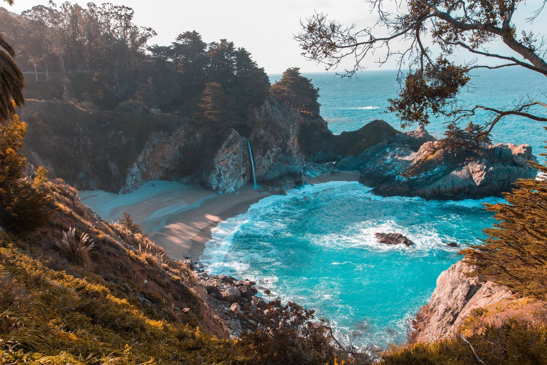 Praias podem sobreviver ao aumento do nível do mar, aponta novo estudo