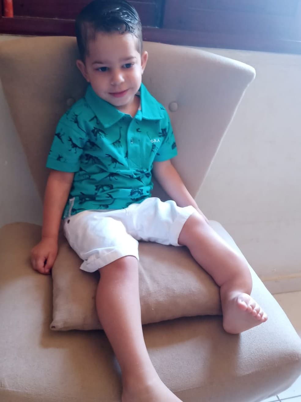 Família na Grande Natal faz campanha para custear tratamento de menino de 3 anos com doenças raras