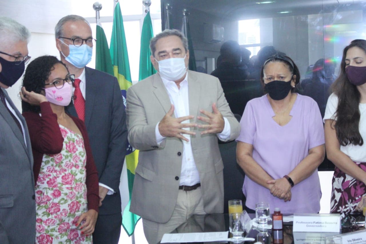 Prefeitura de Natal cederá terreno para abrigar famílias que ocupam prédio na Ribeira