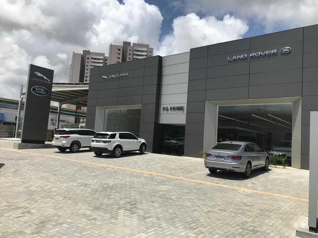 Megga Solar foi a escolha do grupo PG Prime para energia solar na nova loja da Jaguar na BR-101, em Natal