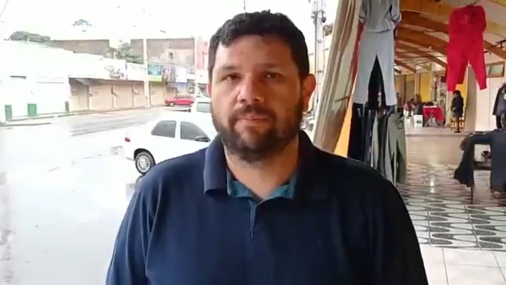 Jornalista Oswaldo Eustáquio é alvo mandado de prisão domiciliar e usará tornozeleira eletrônica