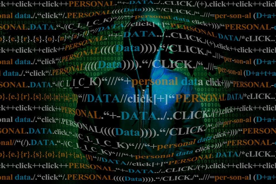 Hacker português de 19 anos, em prisão domiciliar, é suspeito de atacar TSE