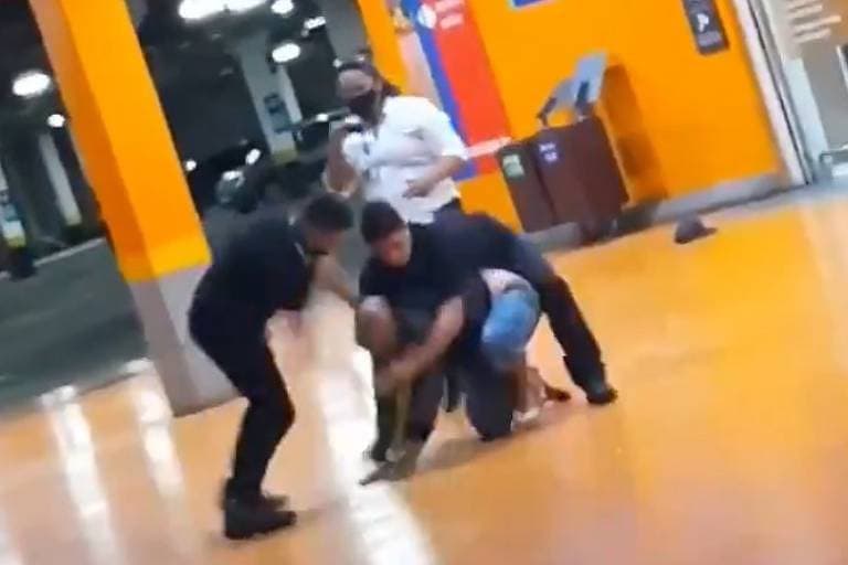 Delegada diz que morte de João Alberto por seguranças no Carrefour não foi racismo