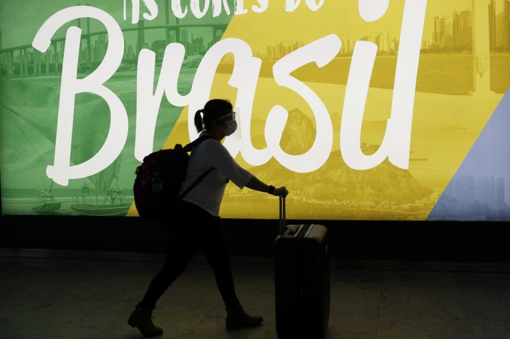 Trump vai liberar entrada de brasileiros nos EUA