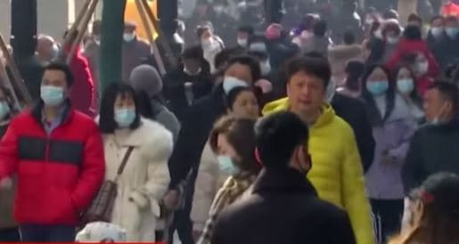 Mais de um ano depois do primeiro surto, OMS chega em Wuhan para investigar origens da Covid-19