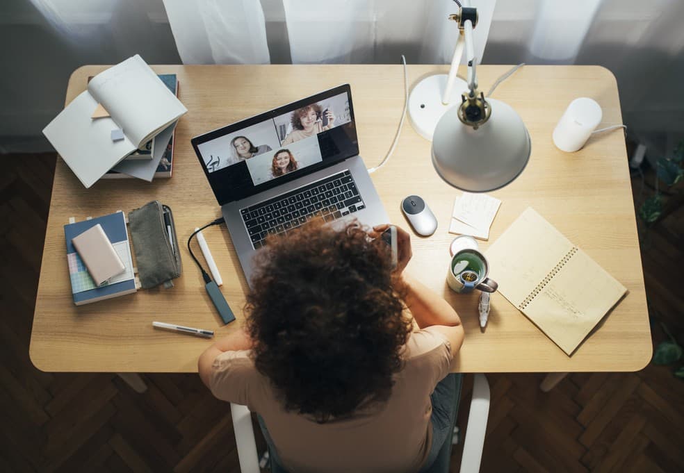 Home office consolida ‘jornada híbrida' como preferida dos trabalhadores, diz pesquisa