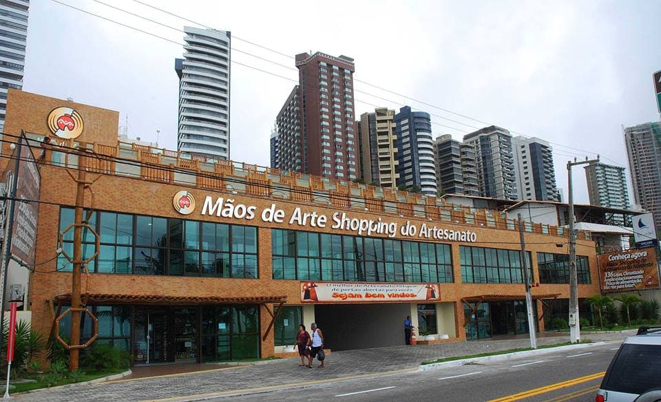 MAIS UM EQUIPAMENTO TURÍSTICO VAI FECHAR: Agora o Shopping do Artesanato
