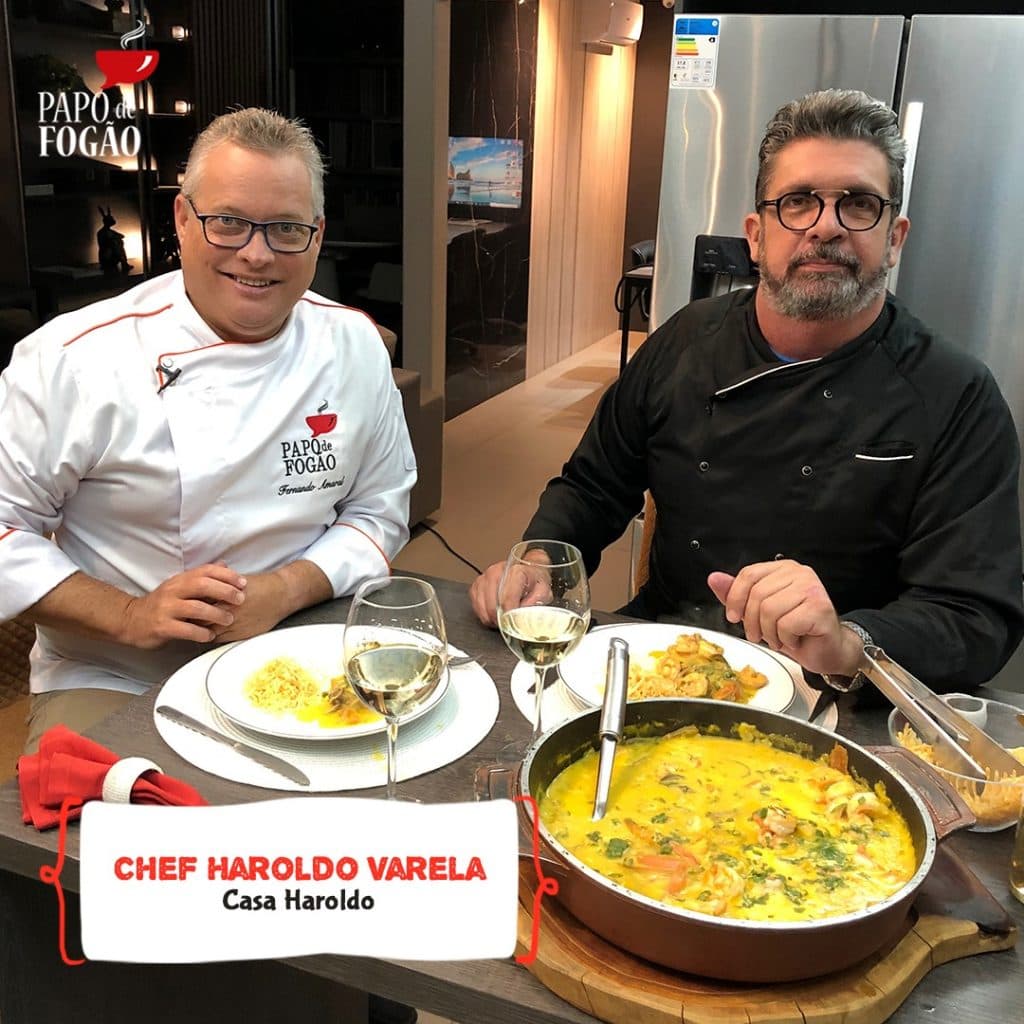 Papo de Fogão recebe o chef Haroldo Varela, da Casa Haroldo de Natal, que vai preparar uma moqueca de peixe e camarão