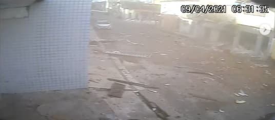 VÍDEO: Veja momento de explosão no bairro das Rocas, em Natal, que atingiu casas e deixou pelo menos 6 feridos
