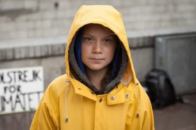 ELA VOLTOU: Bolsonaro tem responsabilidade na crise climática e na pandemia, diz ativista Greta Thunberg