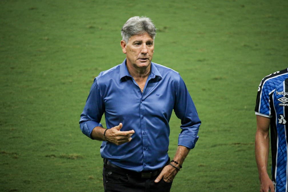 Técnico da elite do futebol brasileiro por mais tempo no comando de uma equipe, Renato Portaluppi é demitido do Grêmio após eliminação precoce na Libertadores