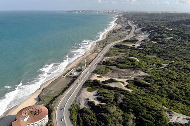 Proposta para o novo Plano Diretor de Natal prevê ampliação na ocupação da Via Costeira, garantindo o acesso à praia
