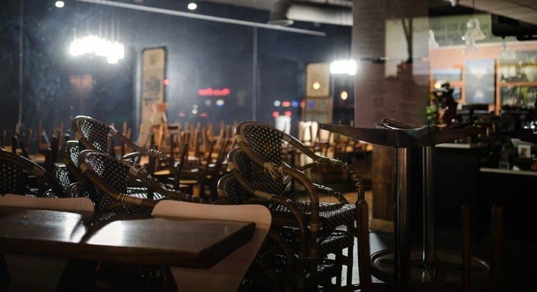 Restaurantes vão à Justiça contra estados e municípios para pedir indenização por fechamentos