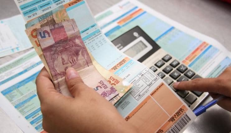 Erro de cálculo no Governo Dilma eleva contas de luz em R$ 50 bilhões; RN já é atingido
