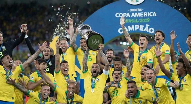 Copa América será disputada no Brasil, confirma Jair Bolsonaro; MT, RJ, DF e GO são as sedes
